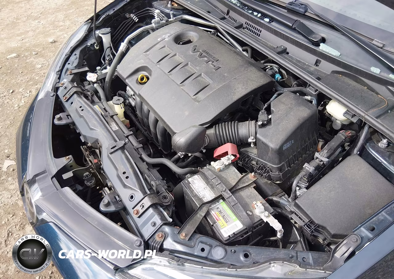 2018 Toyota Corolla Le VIN:2T1BURHE7JC975555 - 10