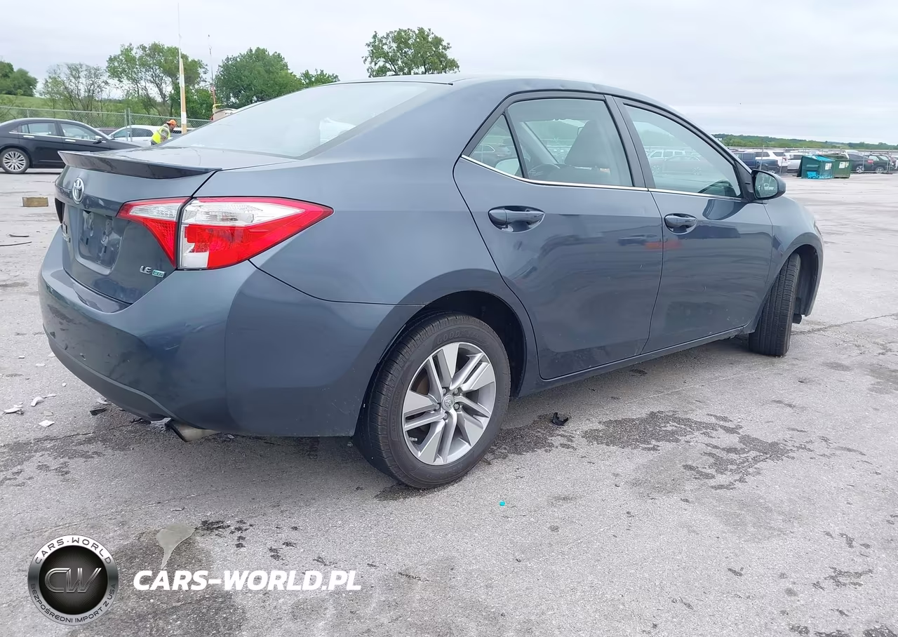 2016 Toyota Corolla Le Plus VIN:5YFBPRHE8GP444932 - 4