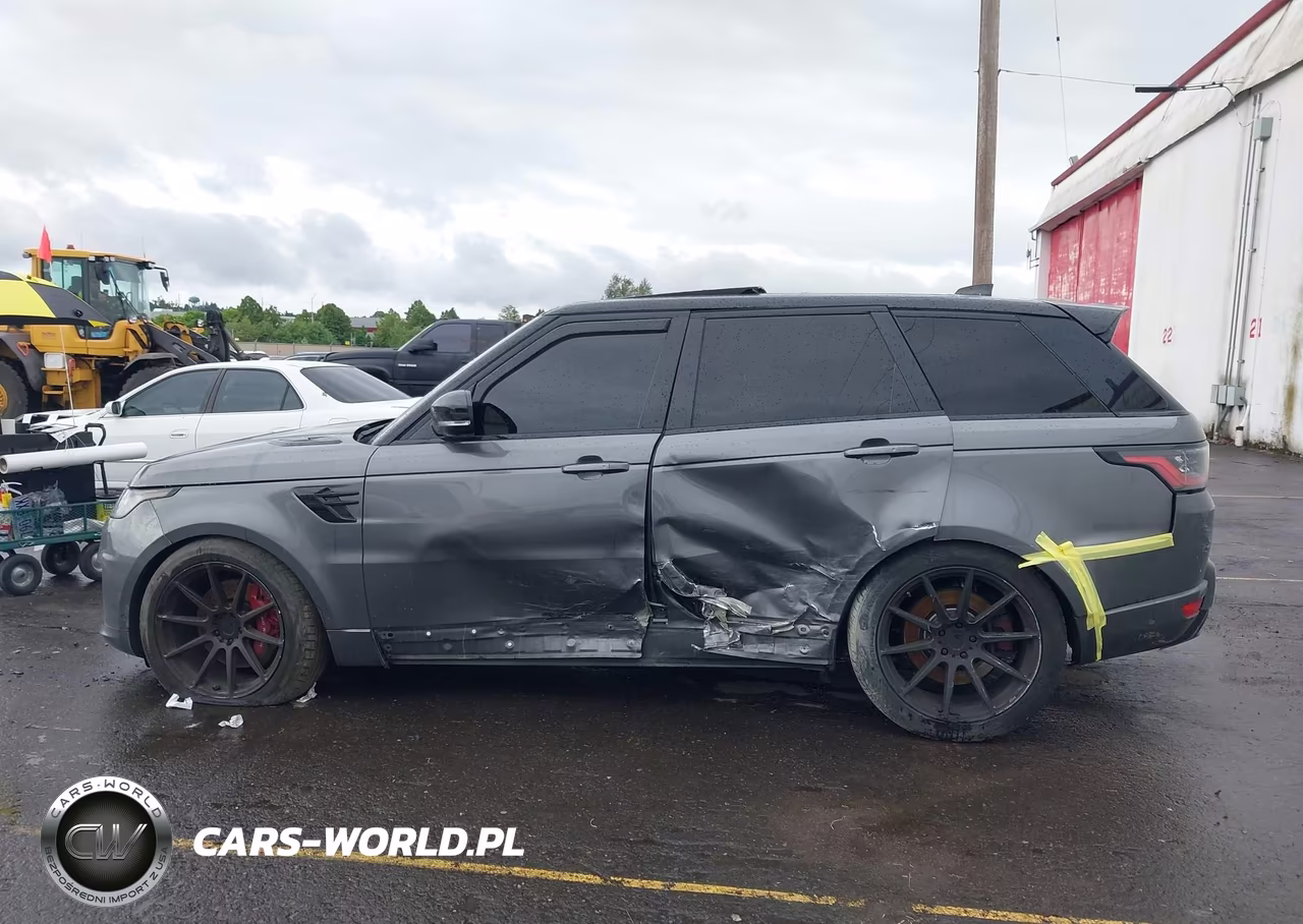 2018 Land Rover Range Rover Sport Supercharged-Supercharged Dynamic VIN:SALWR2RE4JA182932 - 13