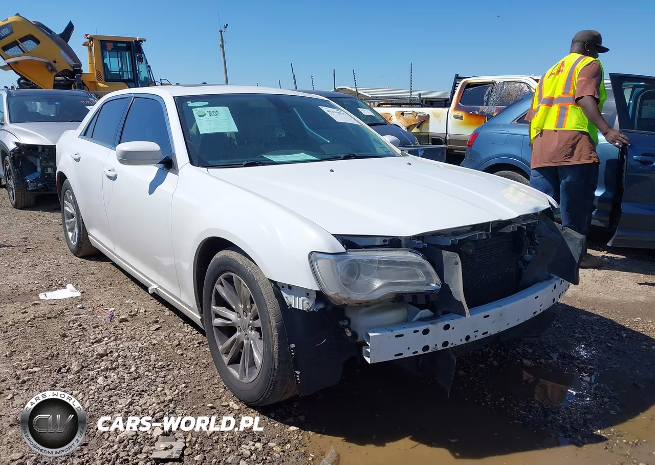 2017 Chrysler 300 Limited