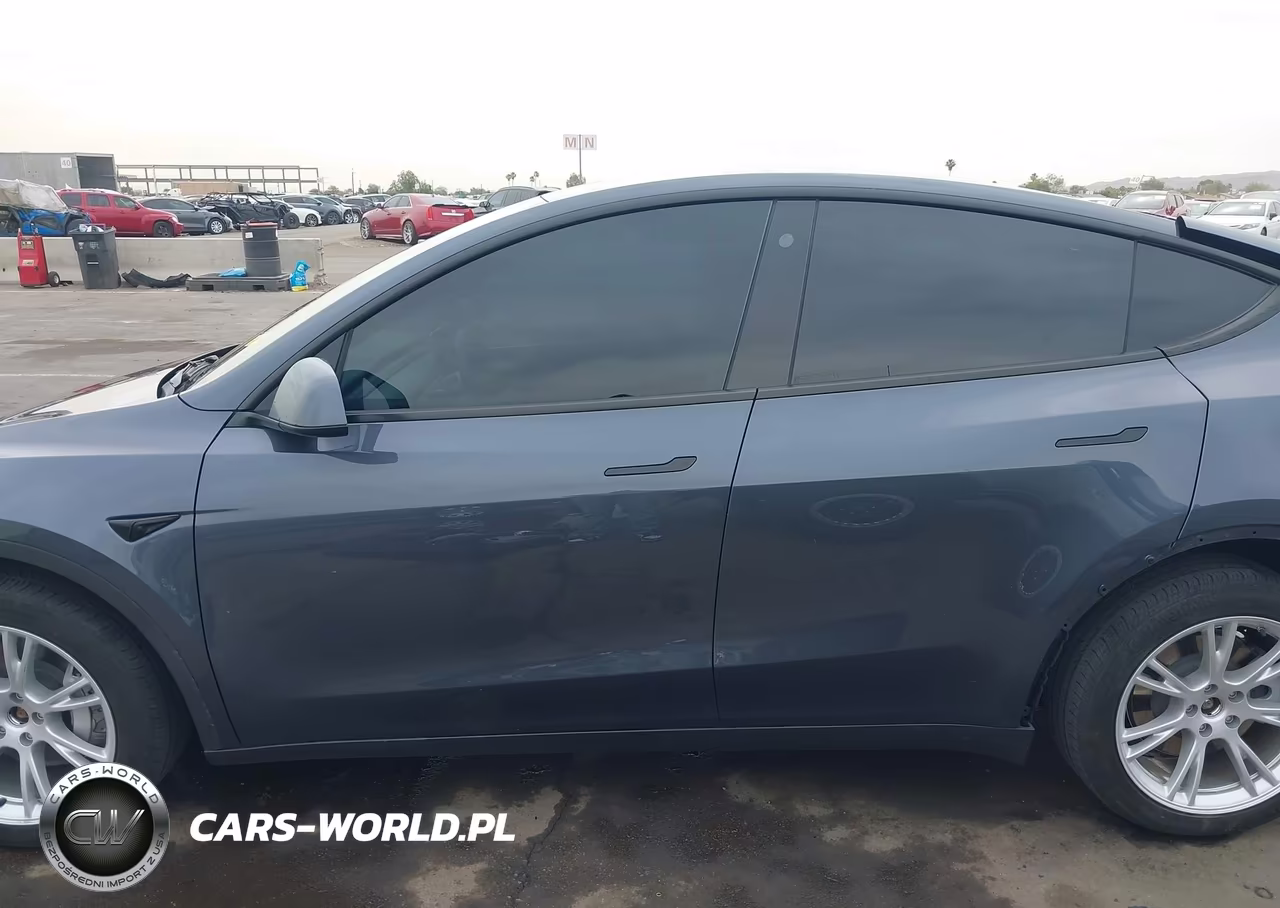 2023 Tesla Model Y Awd-Long Range Dual Motor All-Wheel Drive VIN:7SAYGDEE0PA105773 - 15