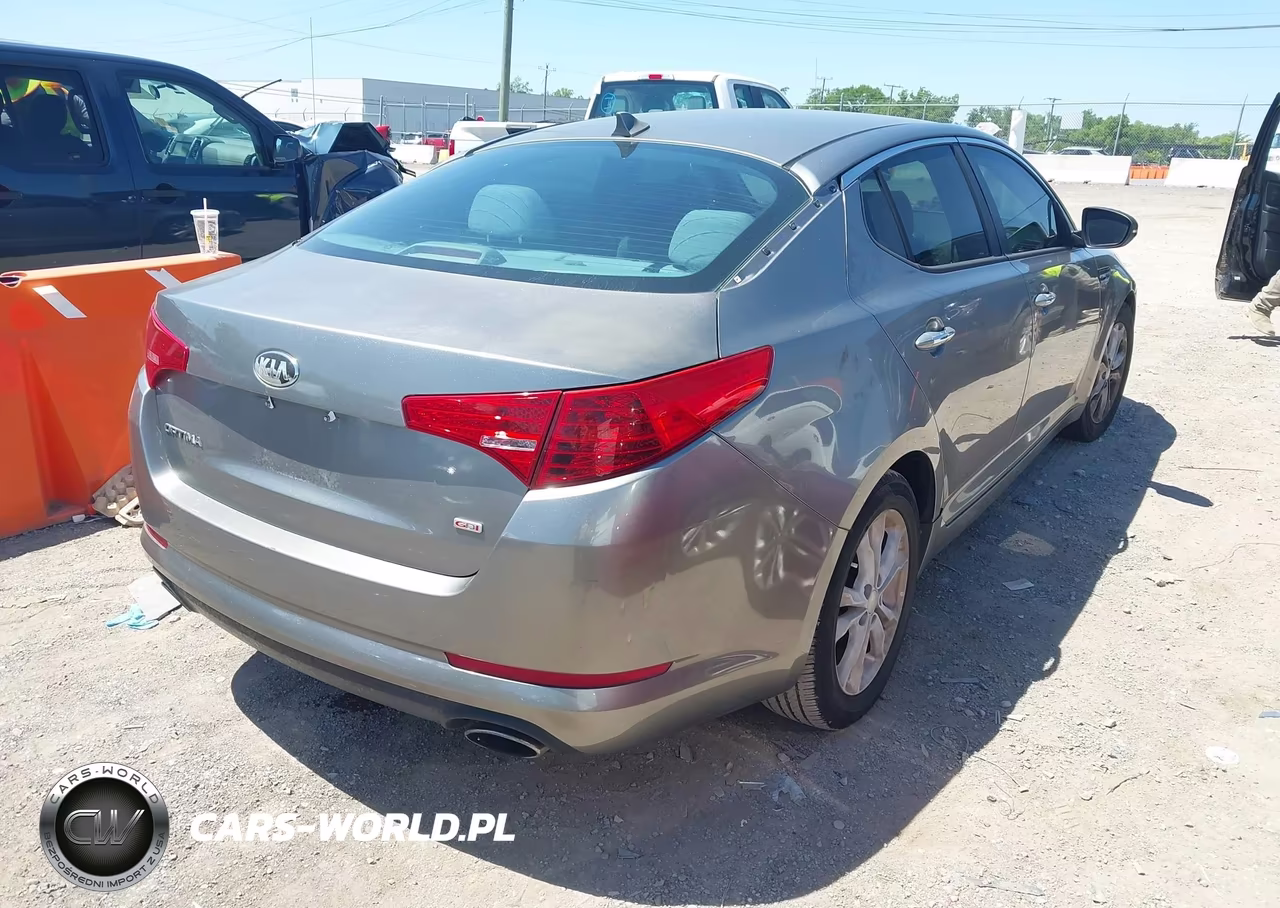 2013 Kia Optima Lx VIN:5XXGM4A75DG224116 - 4
