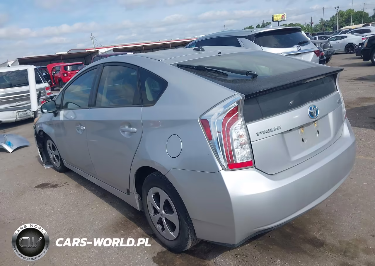 2012 Toyota Prius Four VIN:JTDKN3DUXC5457687 - 3