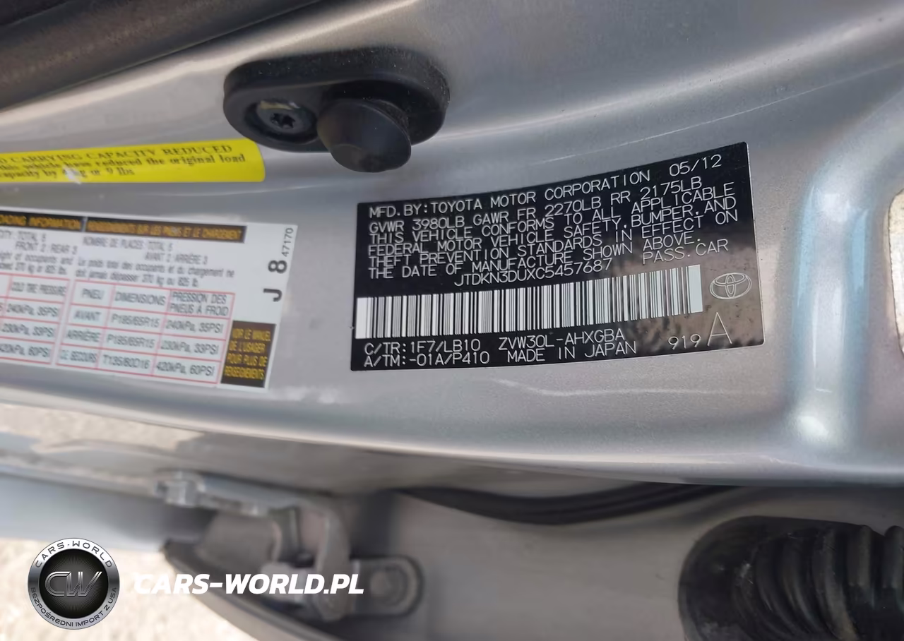 2012 Toyota Prius Four VIN:JTDKN3DUXC5457687 - 9