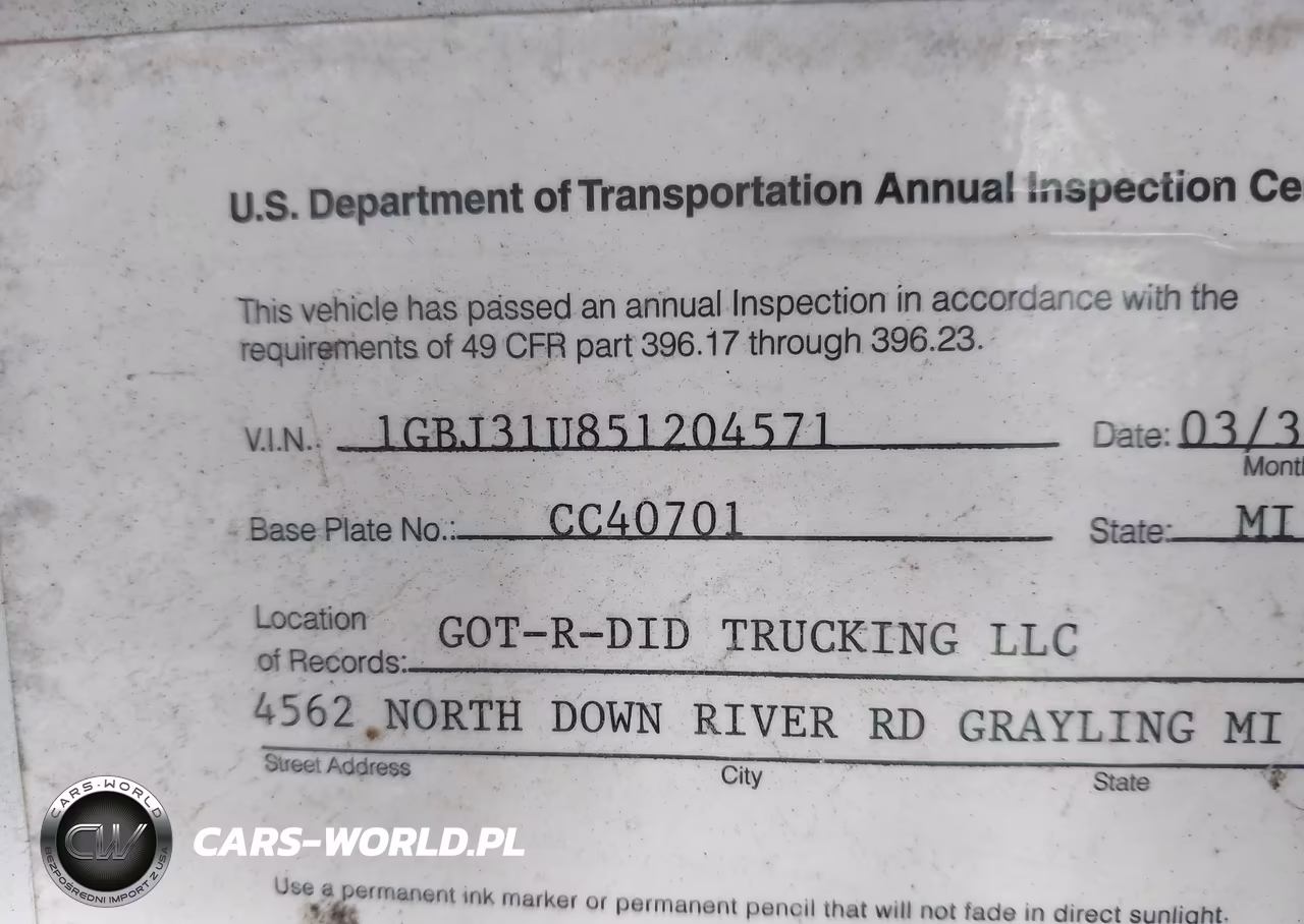 2005 Chevrolet Express Cutaway Base W-C7A VIN:1GBJG31U851204571 - 8
