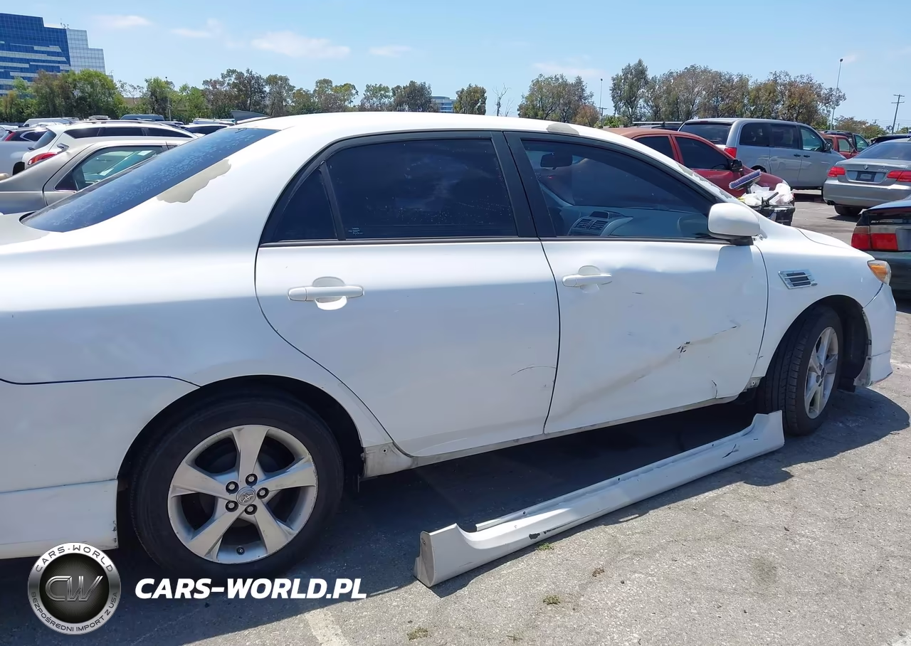 2013 Toyota Corolla S VIN:5YFBU4EE7DP189833 - 18