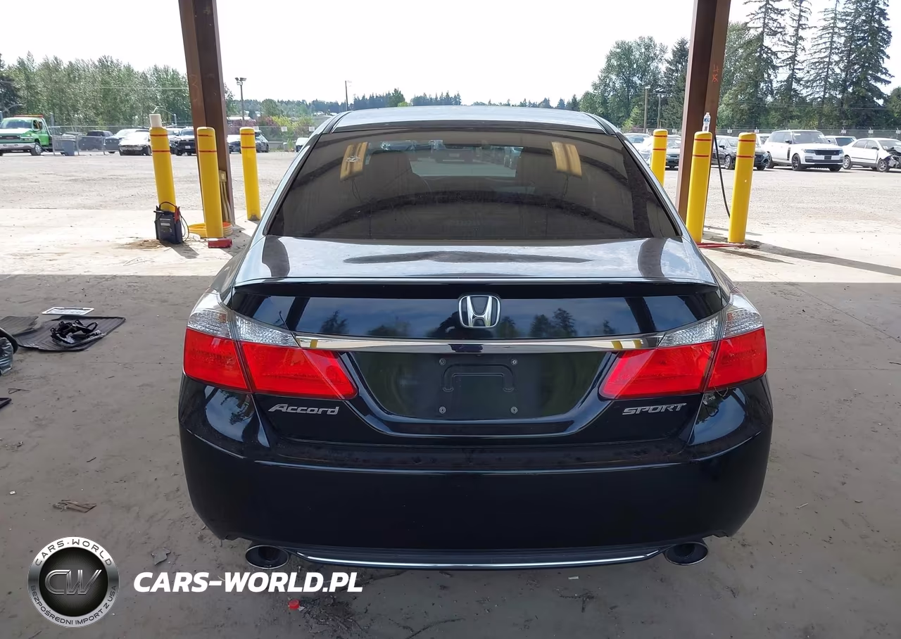 2014 Honda Accord Sport VIN:1HGCR2F55EA008387 - 17