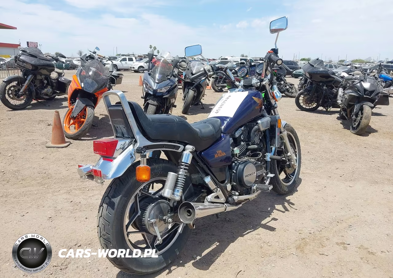 1982 Honda Vf750 C VIN:JH2RC0719CM026274 - 4