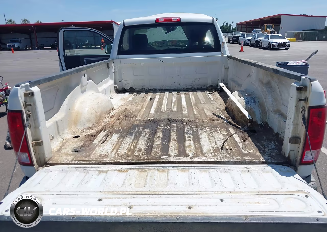 2017 Ram 2500 Tradesman 4X4 8' Box VIN:3C6MR5AL9HG763565 - 8