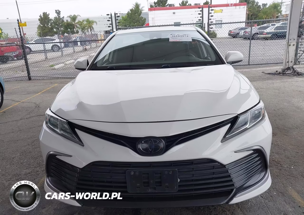 2021 Toyota Camry Le VIN:4T1C11AKXMU589505 - 12