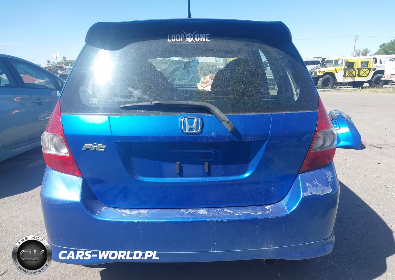2008 Honda Fit Sport VIN:JHMGD38678S025862 - 17