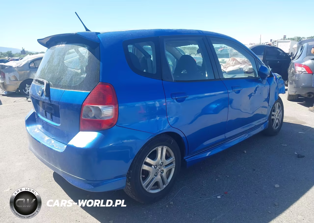2008 Honda Fit Sport VIN:JHMGD38678S025862 - 4
