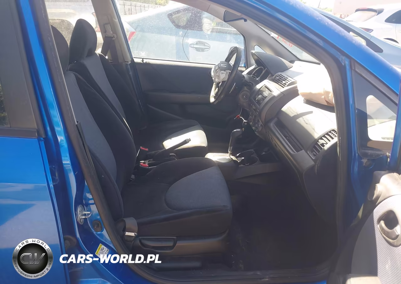 2008 Honda Fit Sport VIN:JHMGD38678S025862 - 5