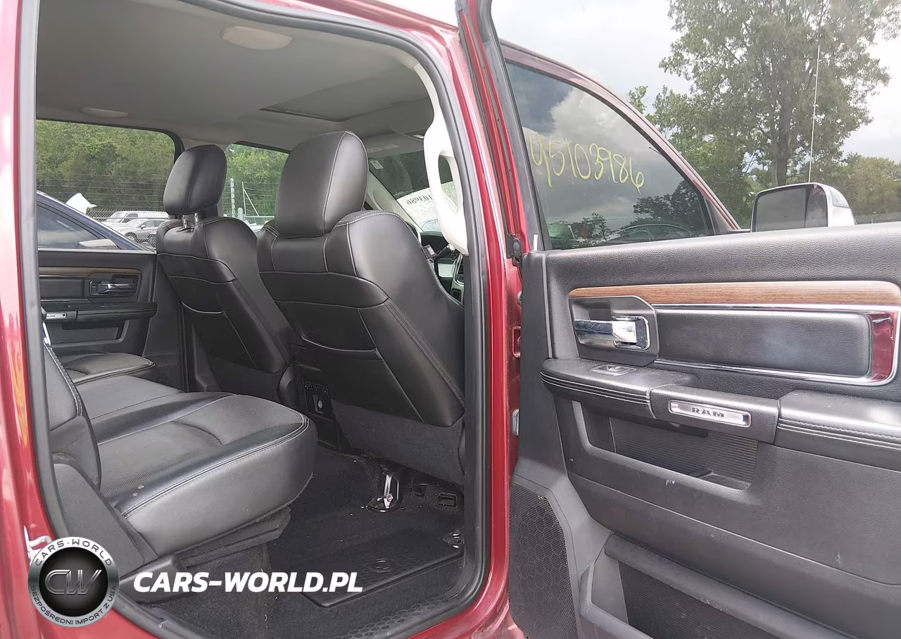 2013 Ram 3500 Laramie VIN:3C63RPJL8DG582300 - 7