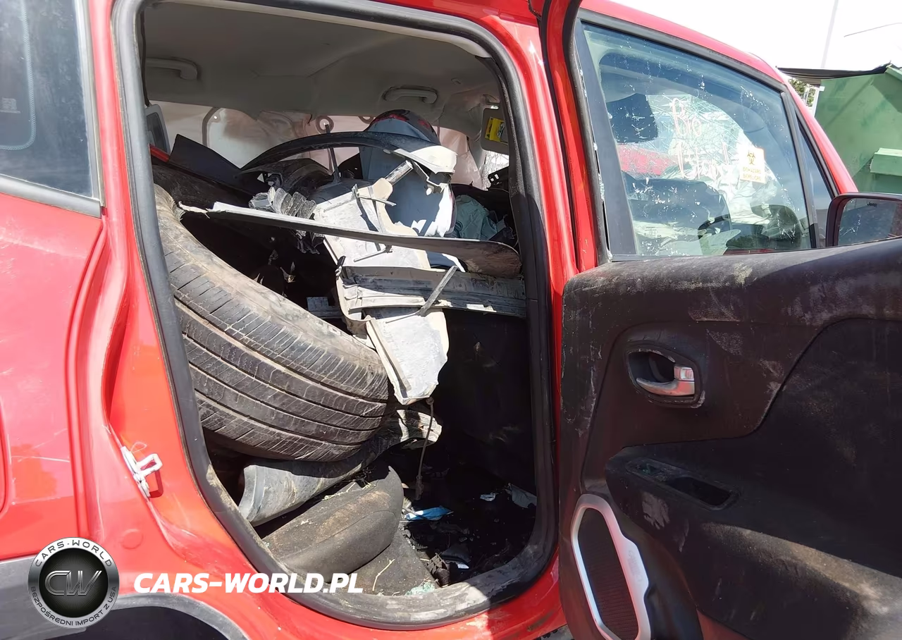 2018 Jeep Renegade Sport 4X4 VIN:ZACCJBAB9JPH46030 - 8