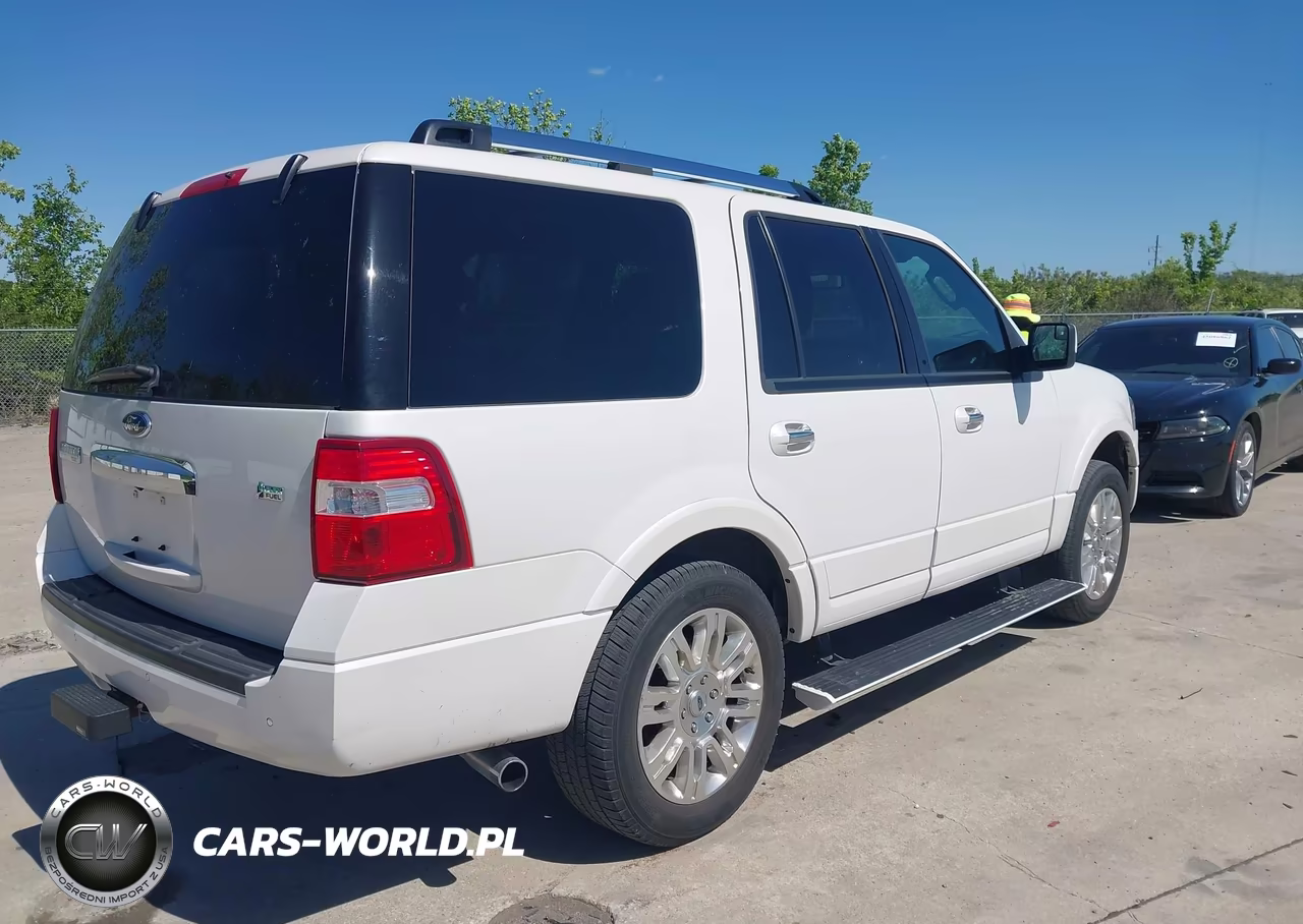 2012 Ford Expedition Limited VIN:1FMJU2A53CEF45420 - 4