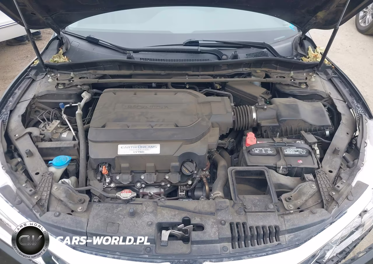 2016 Honda Accord Touring VIN:1HGCR3F90GA008020 - 10
