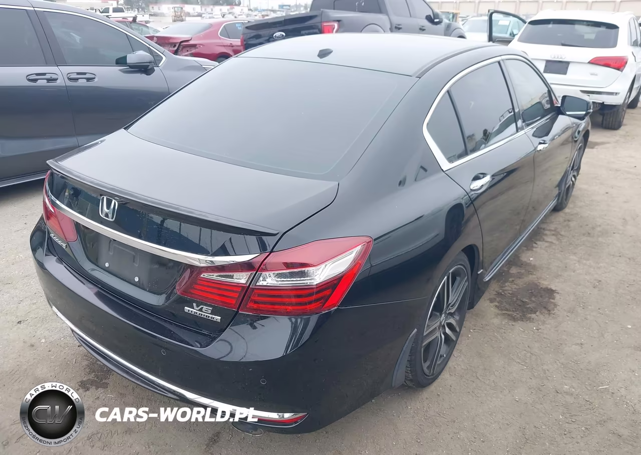 2016 Honda Accord Touring VIN:1HGCR3F90GA008020 - 4