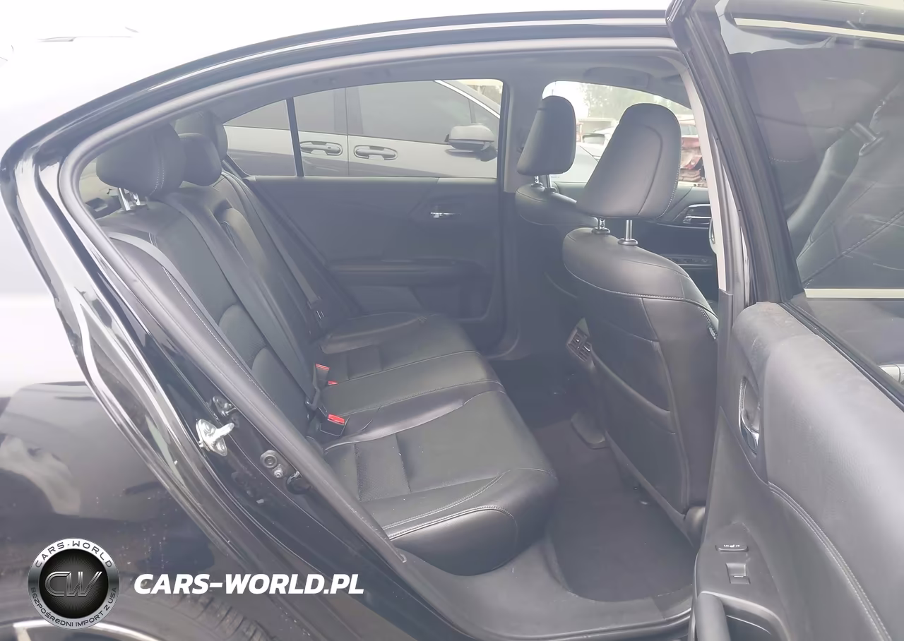 2016 Honda Accord Touring VIN:1HGCR3F90GA008020 - 8