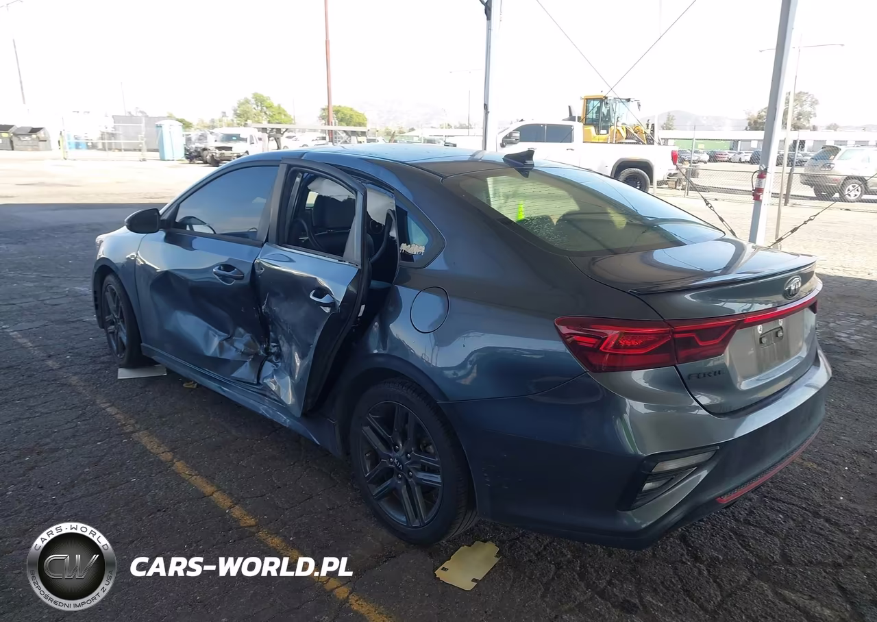2021 Kia Forte Gt-Line VIN:3KPF34AD3ME299250 - 3