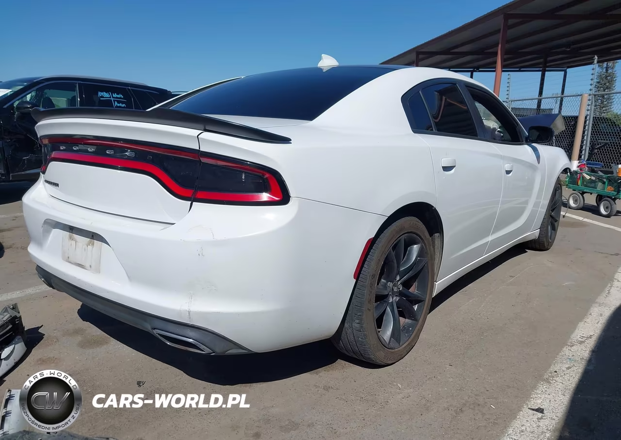 2017 Dodge Charger Sxt Rwd VIN:2C3CDXHG9HH505266 - 4