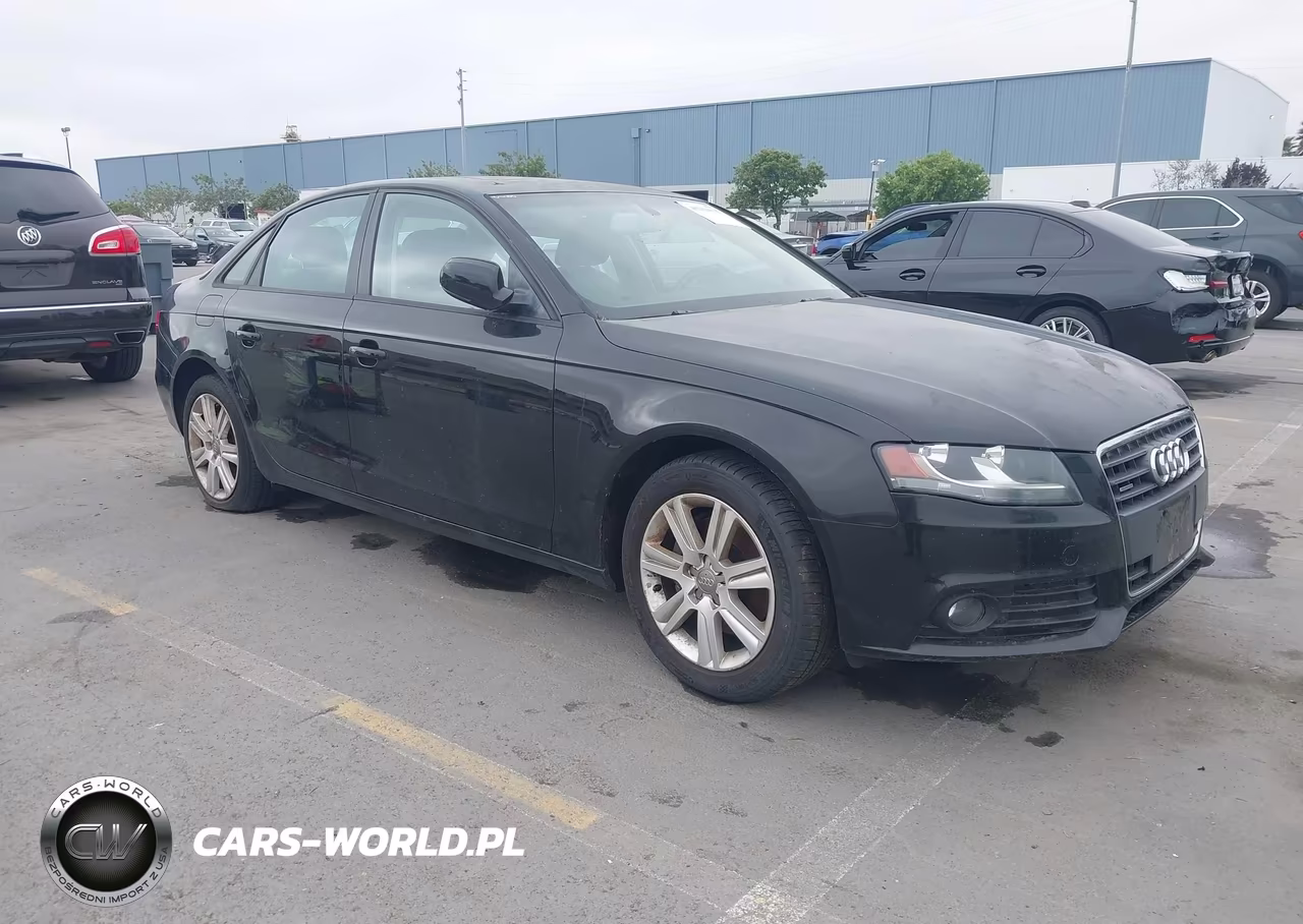Główne zdjęcie 2012 Audi A4 2.0T Premium