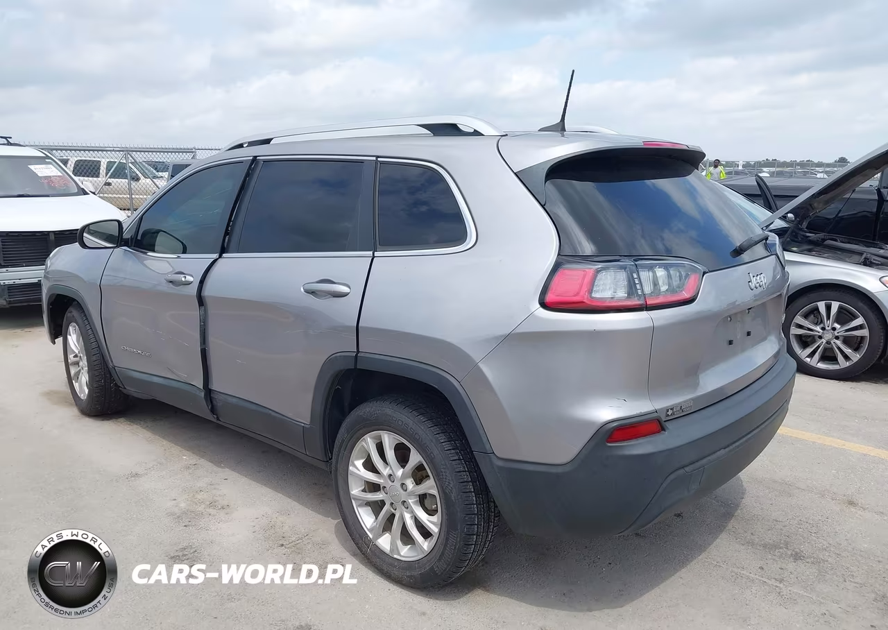 2019 Jeep Cherokee Latitude Fwd VIN:1C4PJLCB9KD434665 - 3