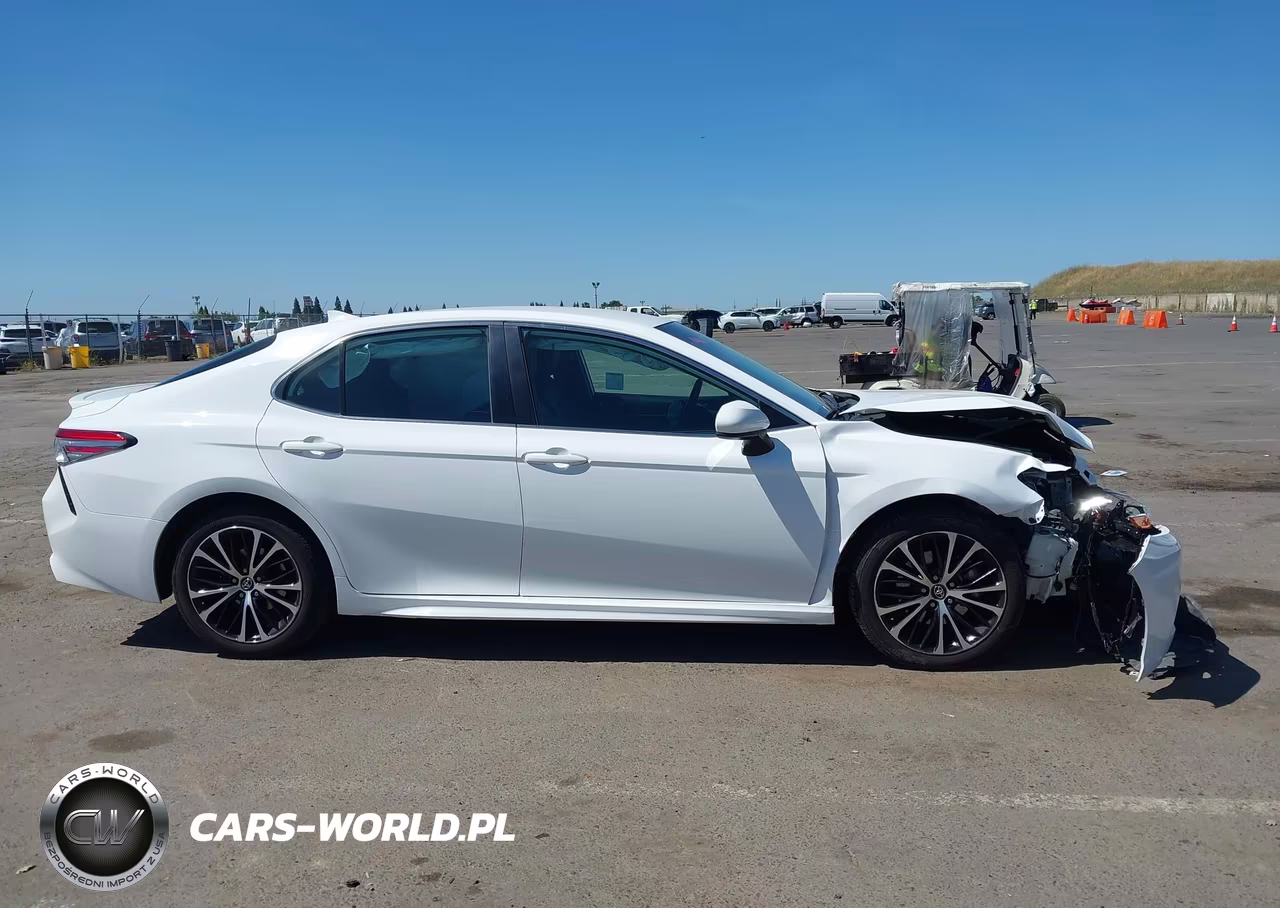 2019 Toyota Camry Se VIN:4T1B11HK6KU758157 - 14