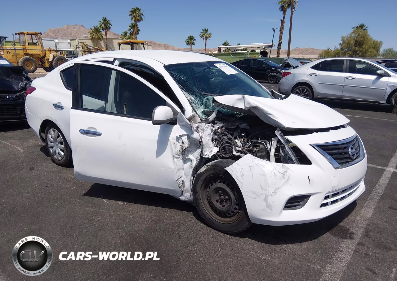 2012 Nissan Versa 1.6 Sv