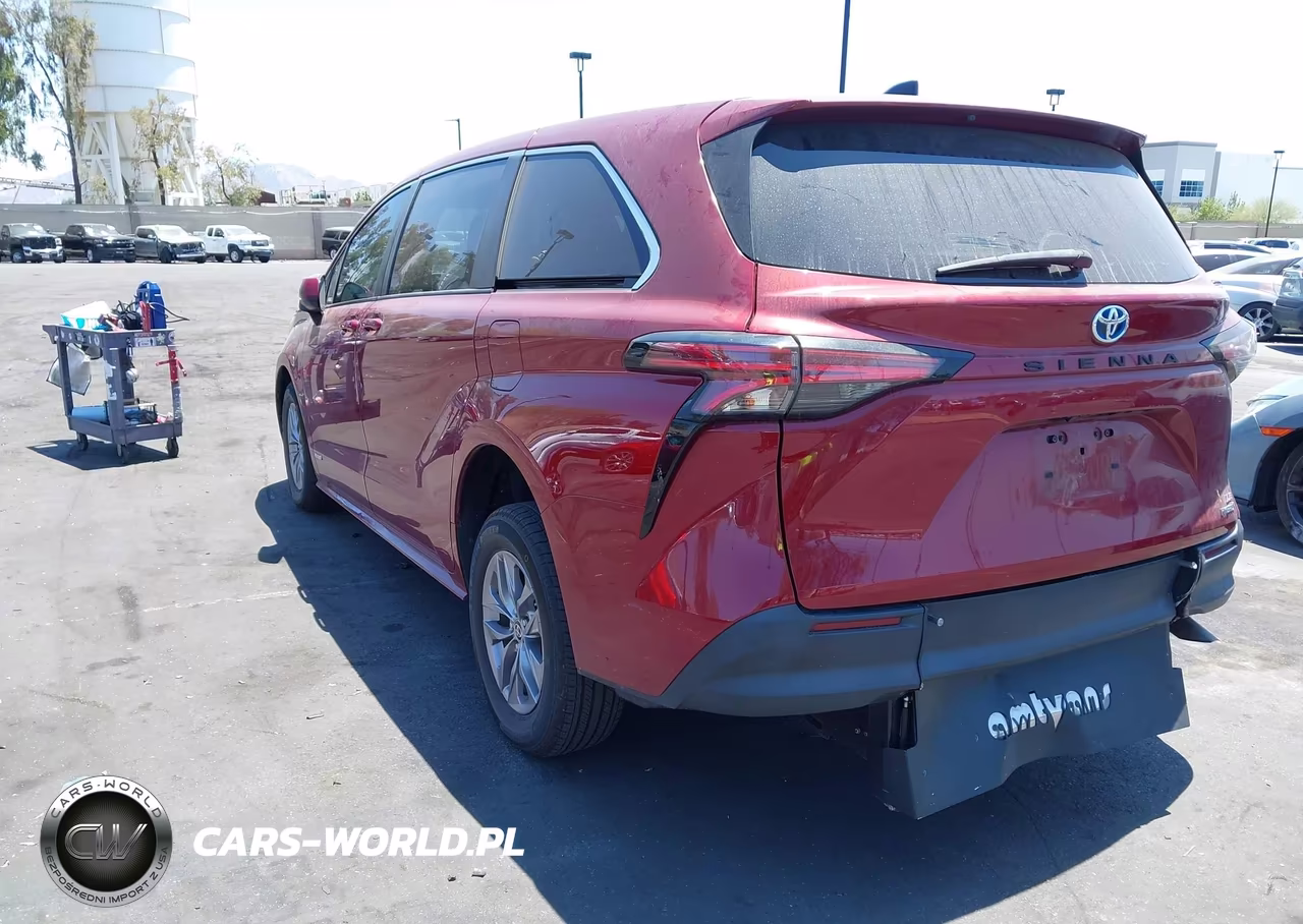2021 Toyota Sienna Le VIN:5TDKRKEC0MS027781 - 3