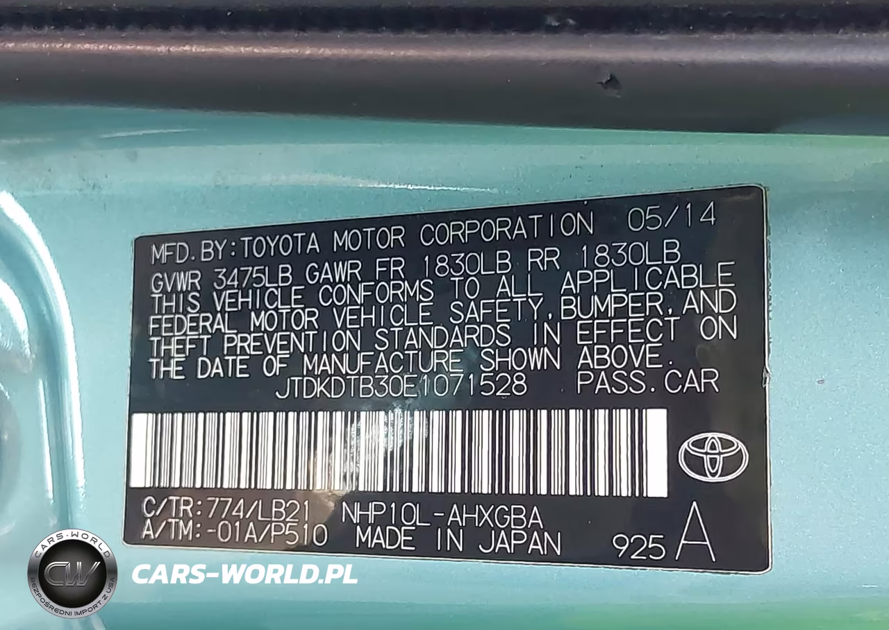 2014 Toyota Prius C Four VIN:JTDKDTB30E1071528 - 9