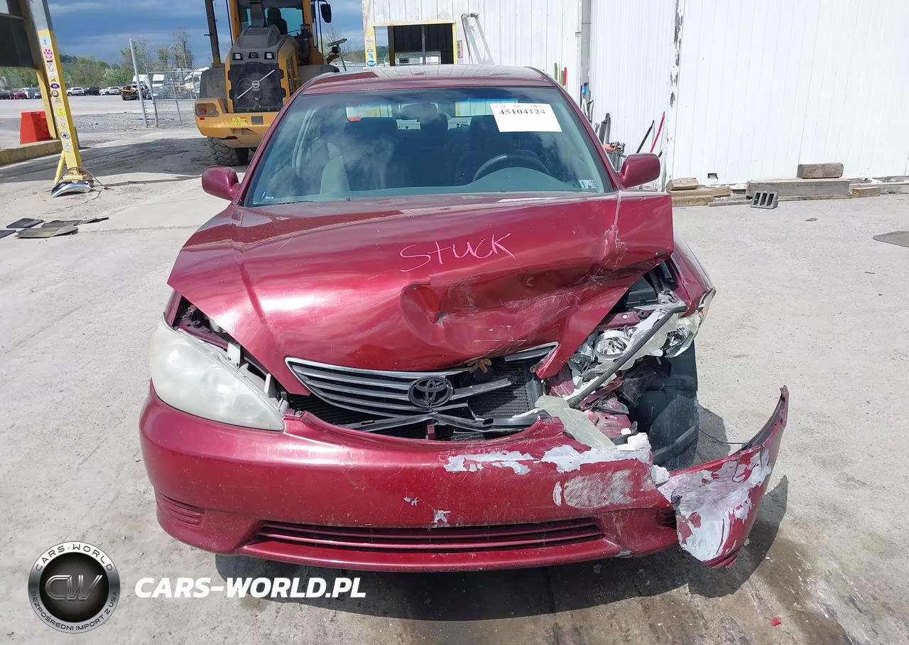 2005 Toyota Camry Le VIN:4T1BE32K25U434880 - 12