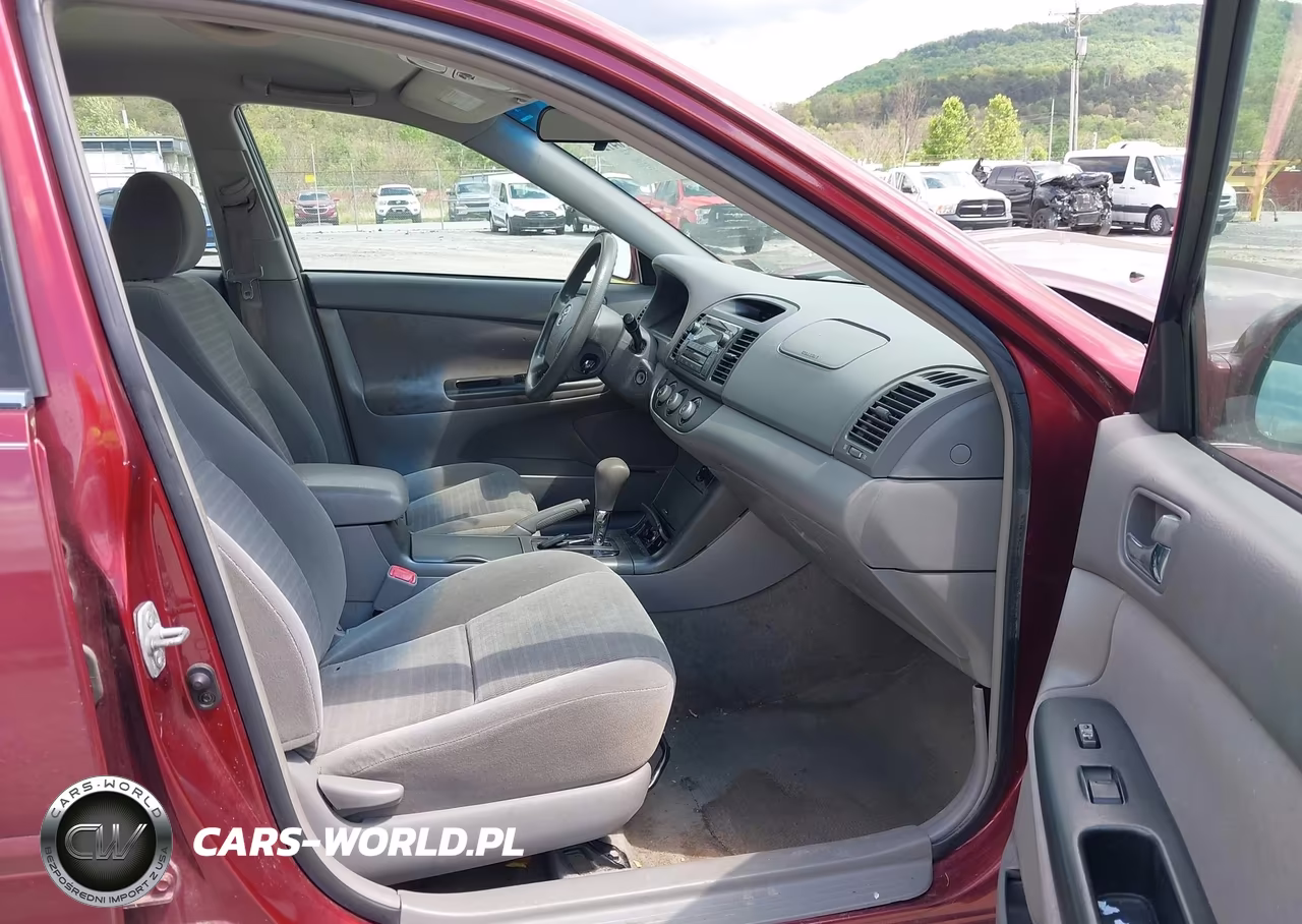 2005 Toyota Camry Le VIN:4T1BE32K25U434880 - 5