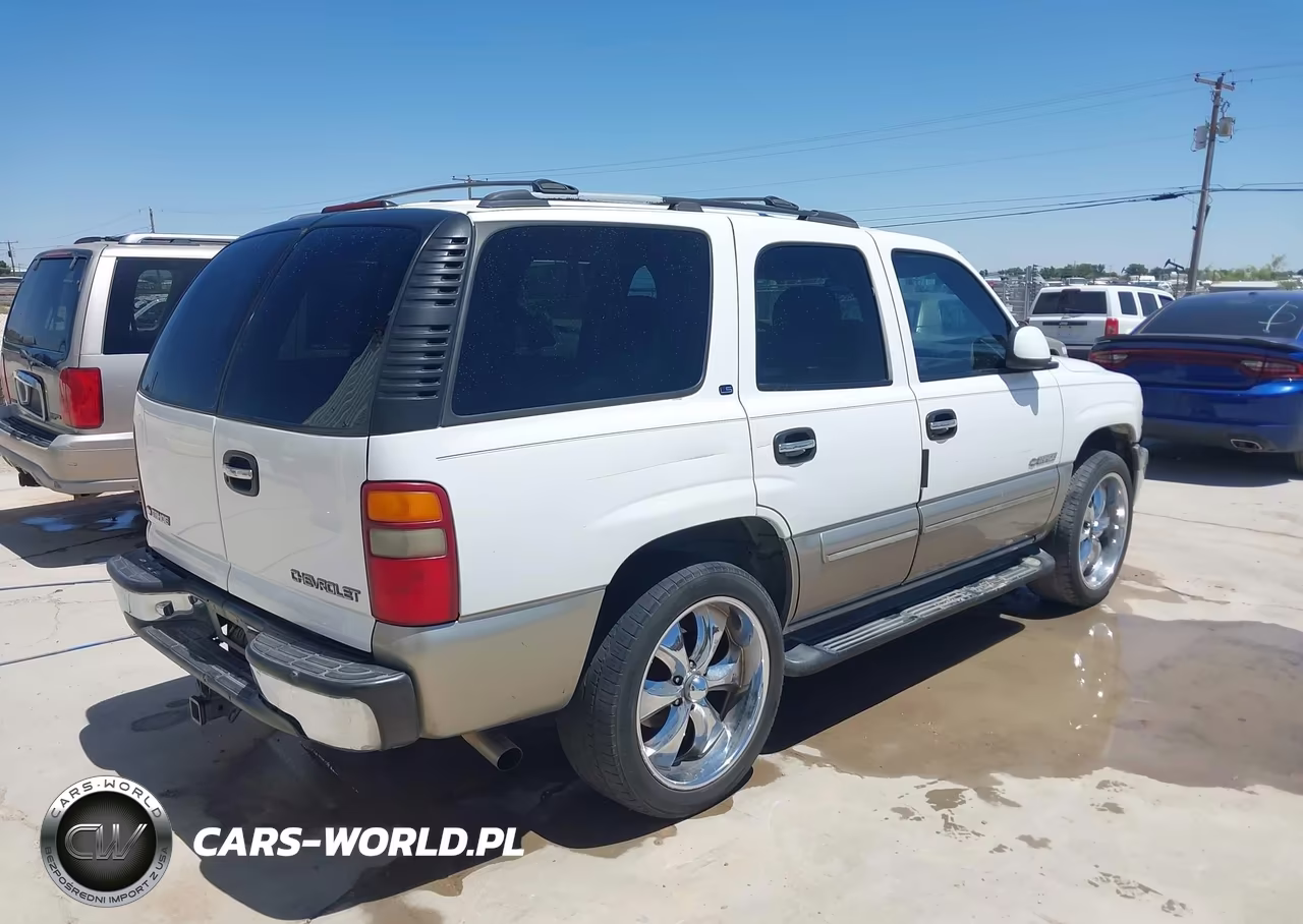 2000 Chevrolet Tahoe All New Ls VIN:1GNEK13T9YJ139312 - 4