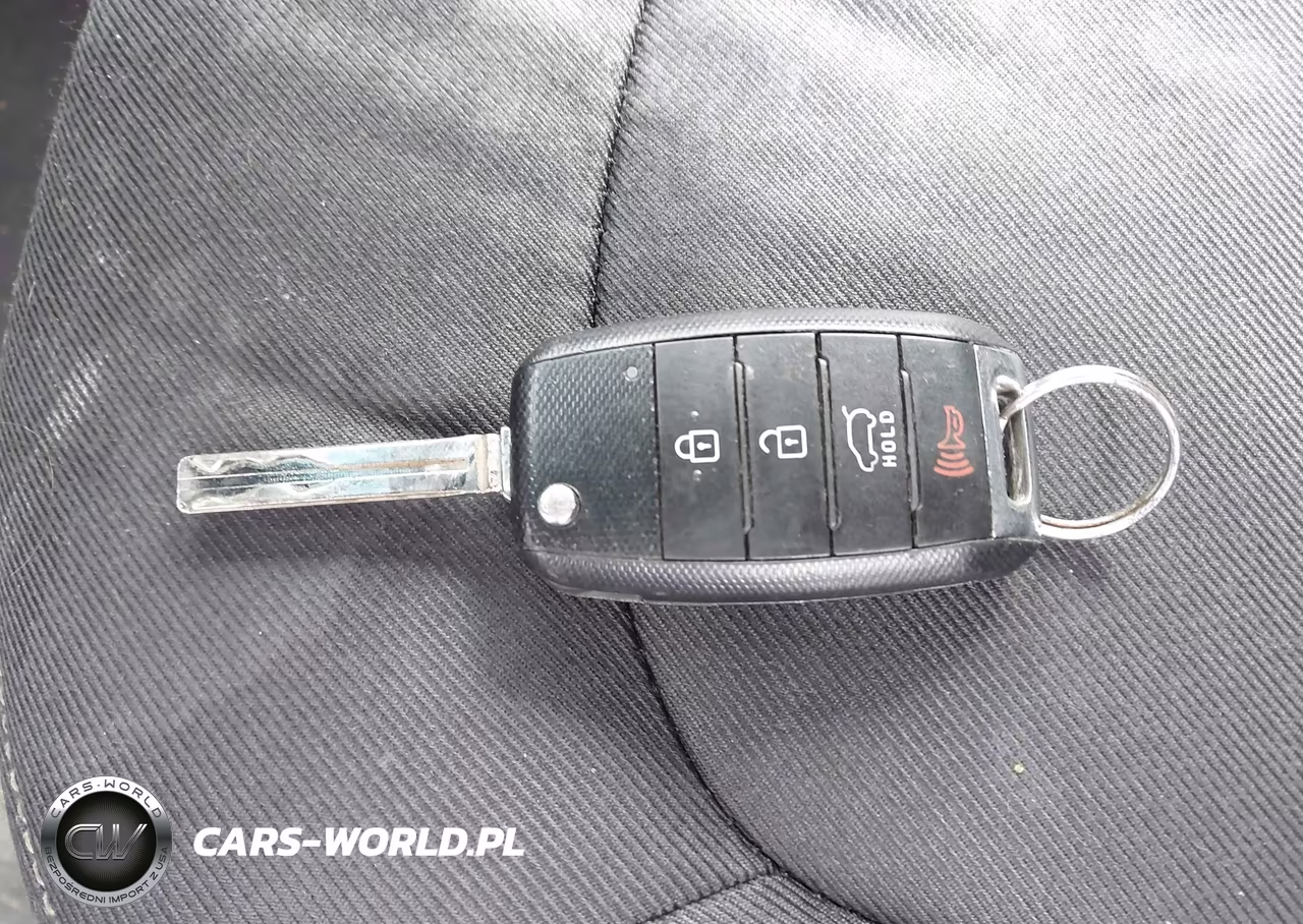 2016 Kia Soul + VIN:KNDJP3A52G7284132 - 11