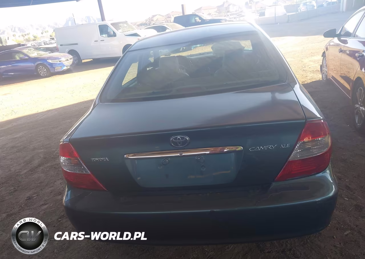 2002 Toyota Camry Xle VIN:4T1BE32K12U543049 - 16