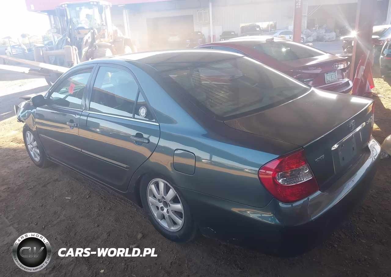 2002 Toyota Camry Xle VIN:4T1BE32K12U543049 - 3