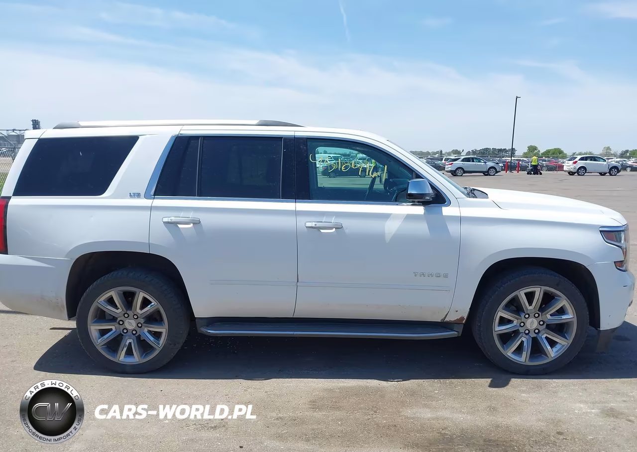 2015 Chevrolet Tahoe Ltz VIN:1GNSKCKCXFR651403 - 13