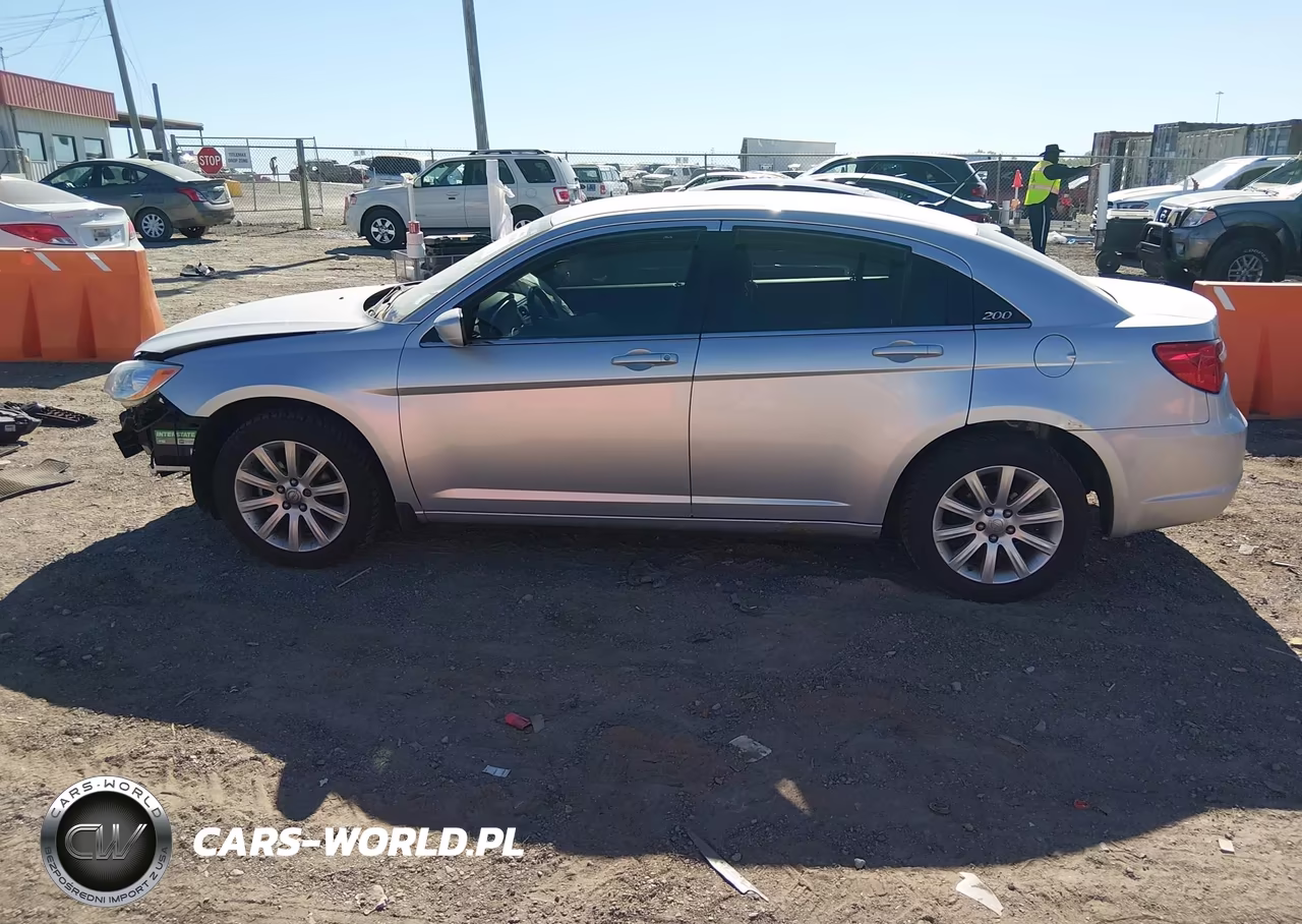 2011 Chrysler 200 Touring VIN:1C3BC1FB1BN625371 - 15