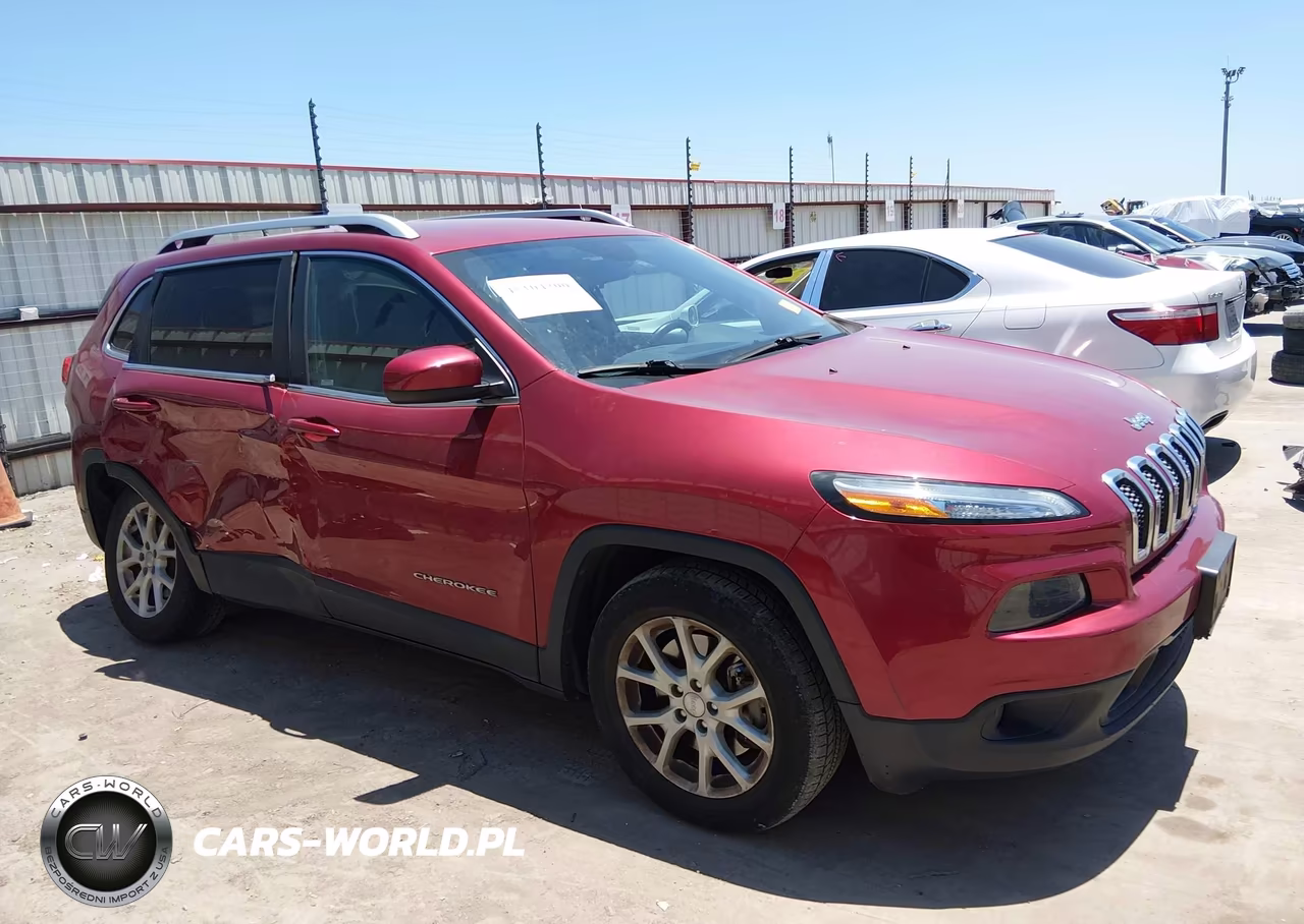 2015 Jeep Cherokee Latitude VIN:1C4PJLCS2FW671668 - 17