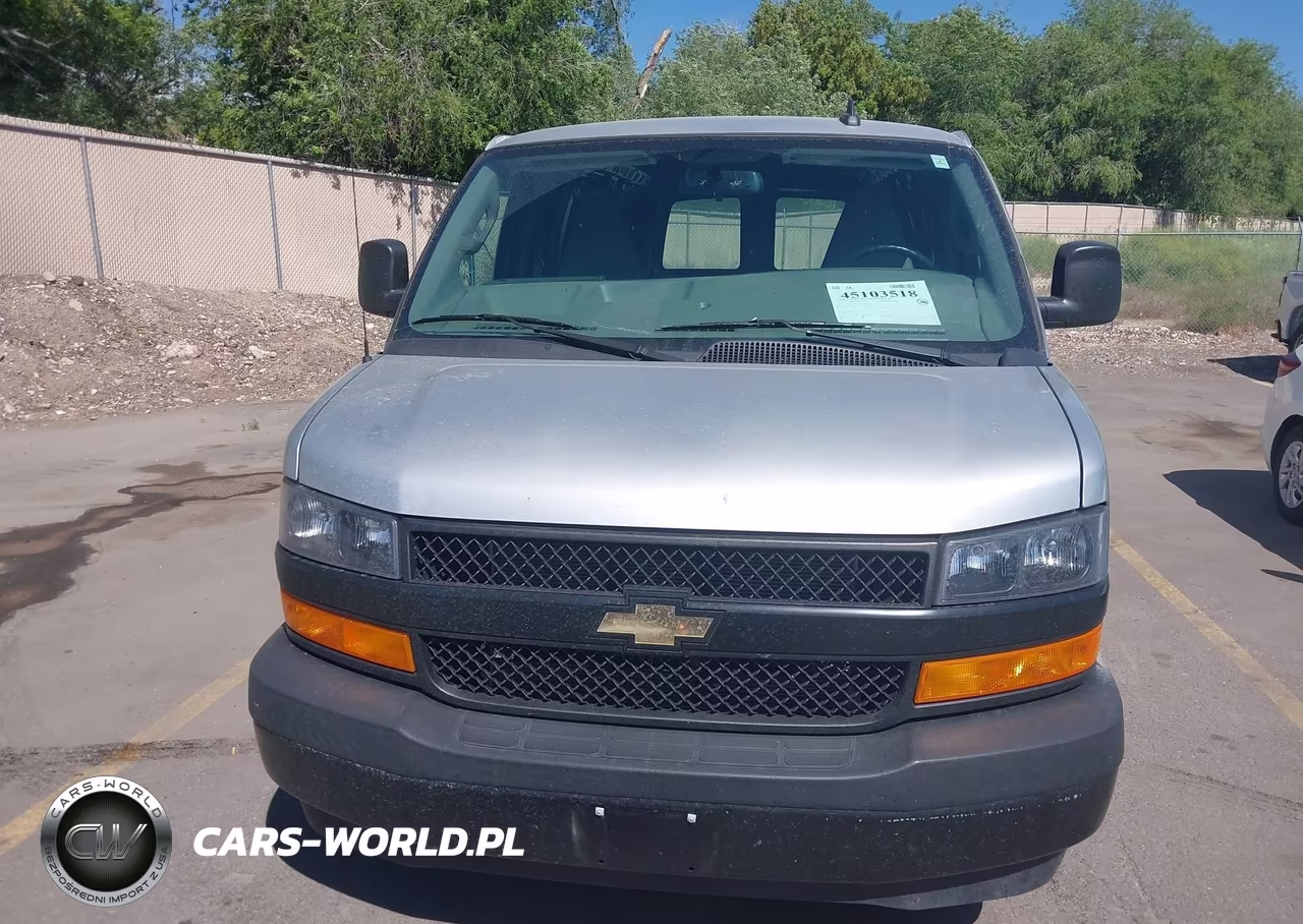 2018 Chevrolet Express 2500 Work Van VIN:1GCWGAFG4J1272756 - 14