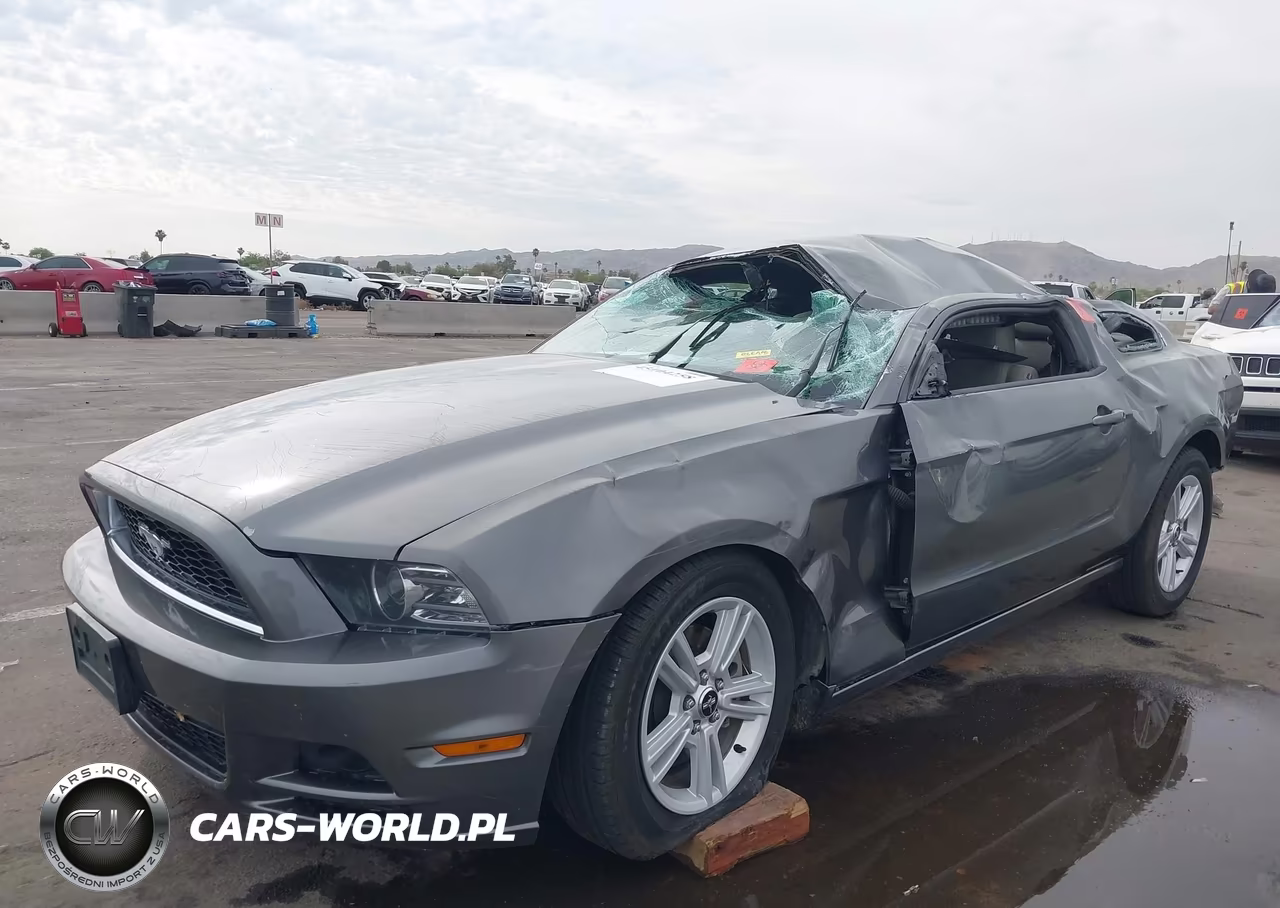 2014 Ford Mustang V6 VIN:1ZVBP8AM8E5291584 - 2