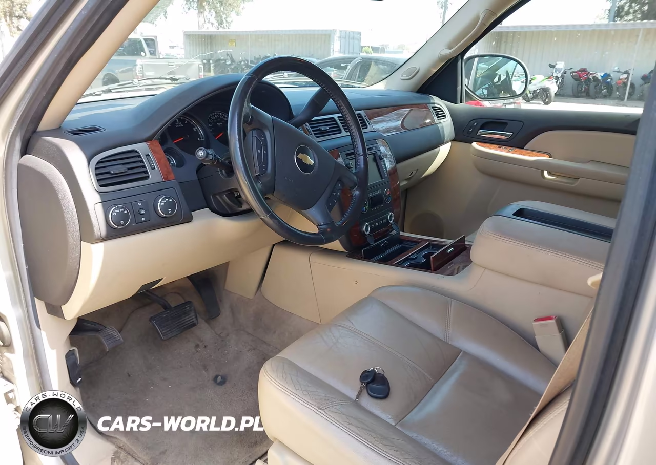 2008 Chevrolet Tahoe Ltz VIN:1GNFK13068R160100 - 5
