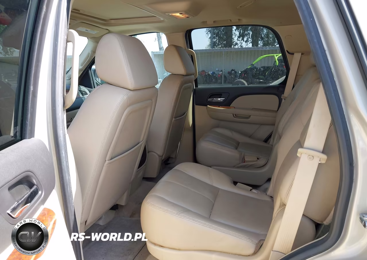 2008 Chevrolet Tahoe Ltz VIN:1GNFK13068R160100 - 8