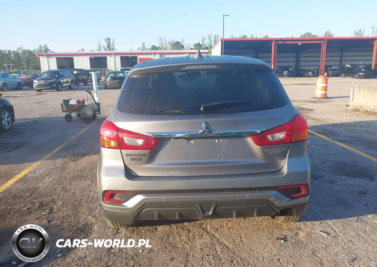 2018 Mitsubishi Outlander Sport 2.0 Le VIN:JA4AR3AU4JU011164 - 16