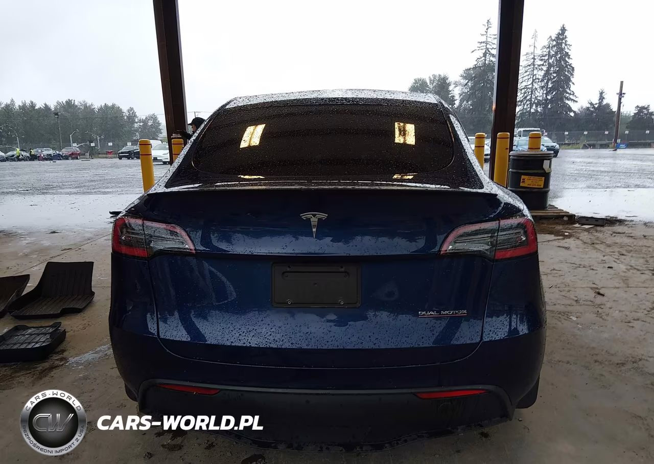 2020 Tesla Model Y Long Range Dual Motor All-Wheel Drive-Performance Dual Motor All-Wheel Drive VIN:5YJYGDEF4LF037707 - 17