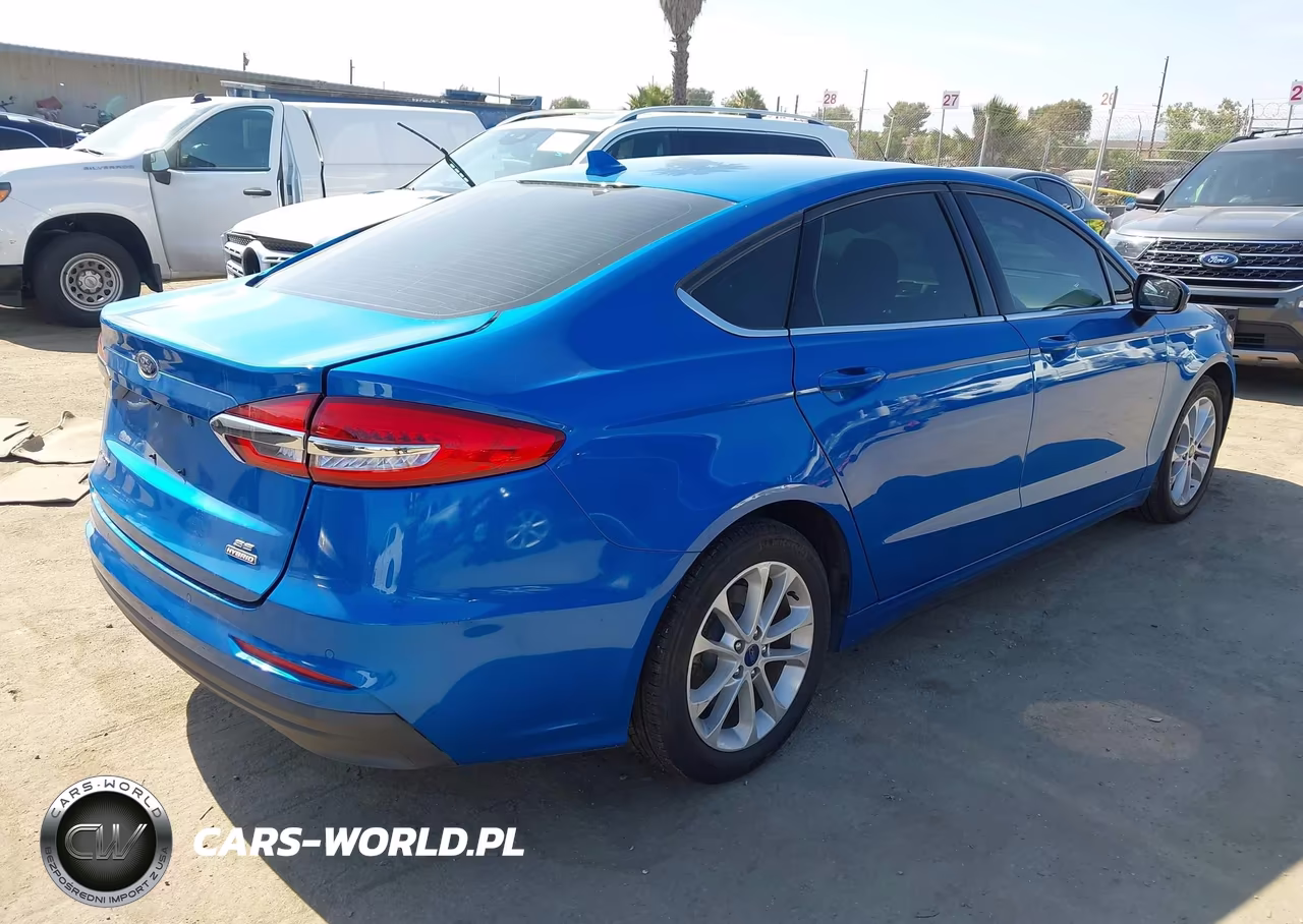 2020 Ford Fusion Hybrid Se VIN:3FA6P0LU7LR259275 - 4