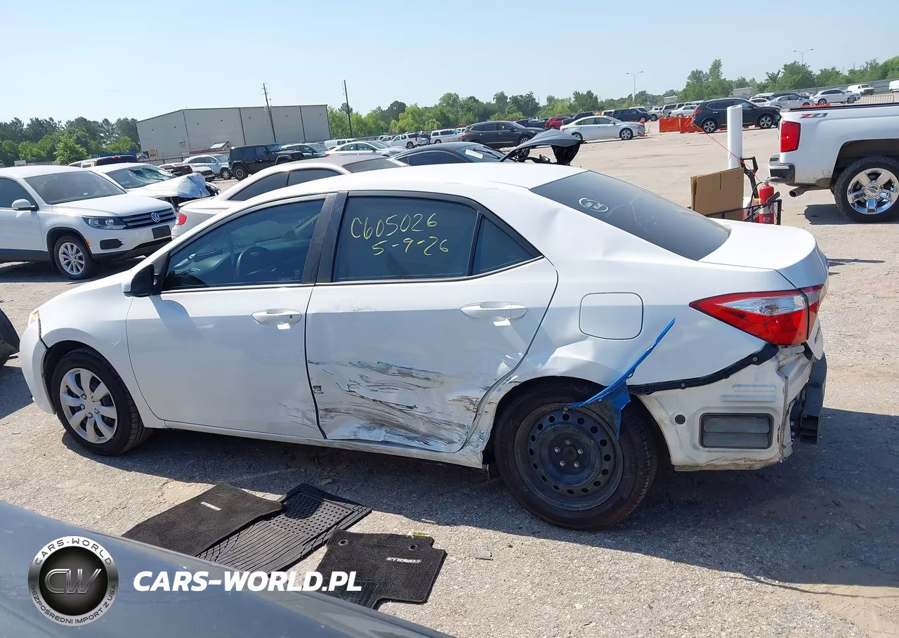 2016 Toyota Corolla Le VIN:5YFBURHE1GP408346 - 14