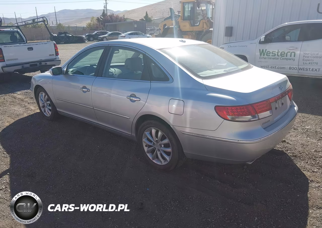 2008 Hyundai Azera Limited VIN:KMHFC46F88A316770 - 3