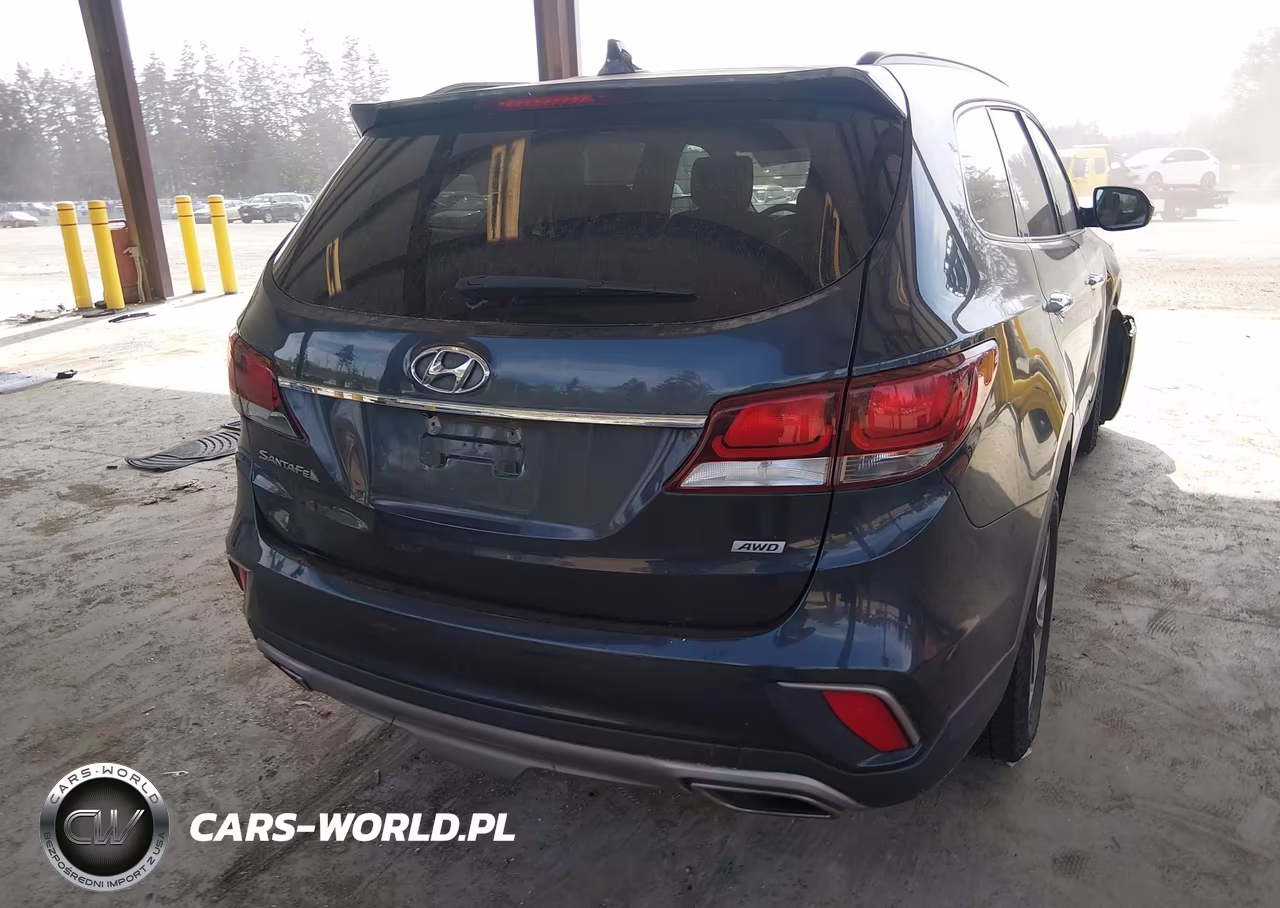 2017 Hyundai Santa Fe Se VIN:KM8SMDHF9HU219181 - 4